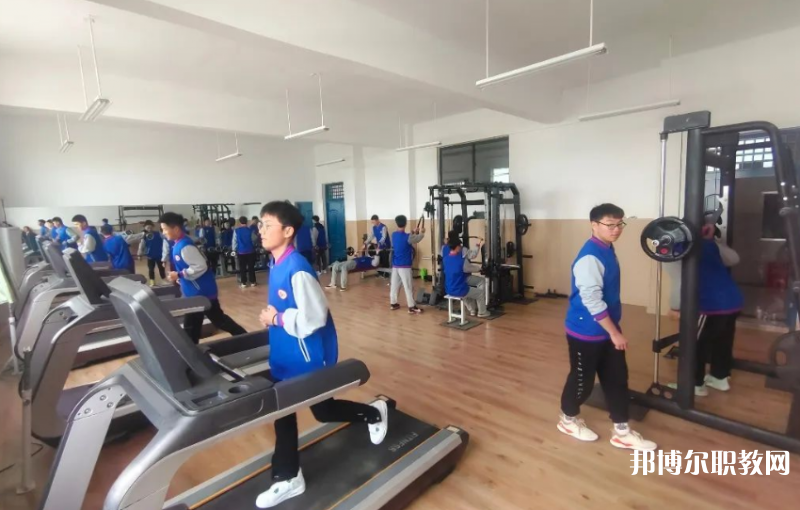 周口市潁河職業(yè)中等專(zhuān)業(yè)學(xué)校地址，乘車(chē)路線