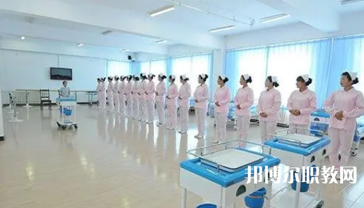四川育英醫(yī)養(yǎng)科技技工學(xué)校2024年報名條件、招生要求、招生對象