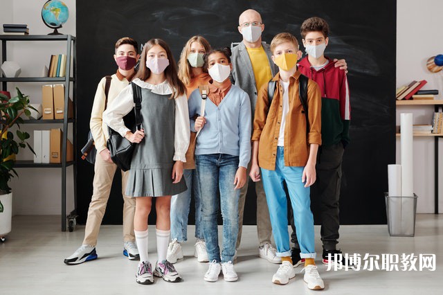 廣西哪里的職業(yè)學校能讀計算機應(yīng)用專業(yè)專業(yè)