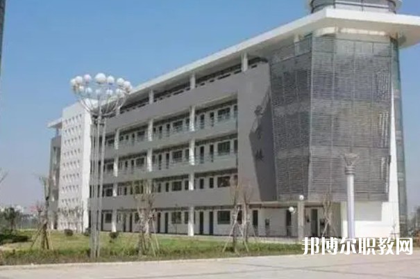 安慶樅川經(jīng)濟(jì)技術(shù)學(xué)校怎么樣、好不好