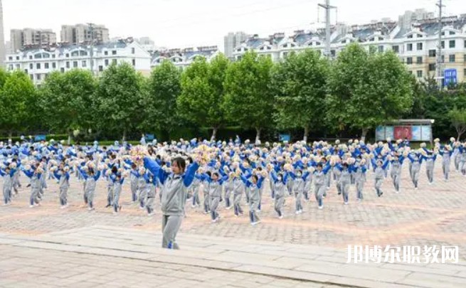 青島西海岸新區(qū)黃海職業(yè)學(xué)校怎么樣、好不好