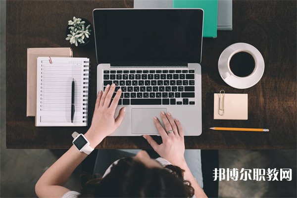 四川哪里的中職學(xué)校能讀計算機專業(yè)專業(yè)
