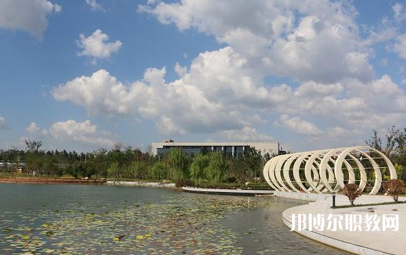鞍山市現(xiàn)代服務(wù)學校怎么樣、好不好