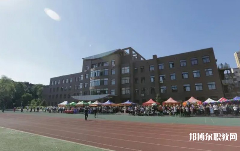 撫順市第一中等職業(yè)技術(shù)專(zhuān)業(yè)學(xué)校網(wǎng)站網(wǎng)址主頁(yè)