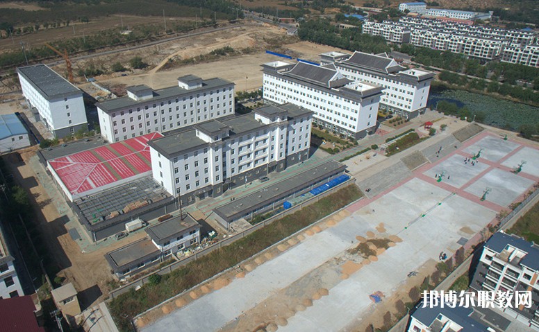 2024北鎮(zhèn)市中等職業(yè)技術(shù)專業(yè)學(xué)校多少錢 北鎮(zhèn)市中等職業(yè)技術(shù)專業(yè)學(xué)校各專業(yè)學(xué)費收費標(biāo)準(zhǔn)
