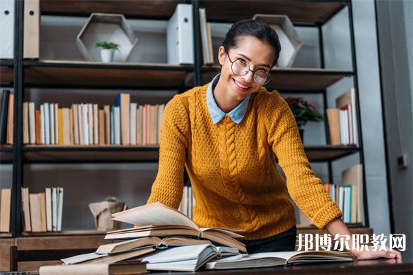 貴州哪里的技工學(xué)校能讀交通運(yùn)輸類(lèi)專(zhuān)業(yè)