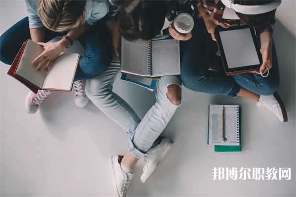 貴州哪里的中專學校能讀模具制造專業(yè)