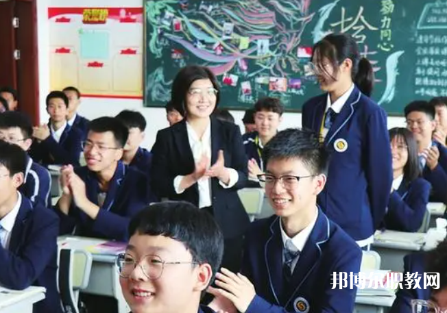 2025秦皇島公辦中專(zhuān)學(xué)校最新排名前三名單